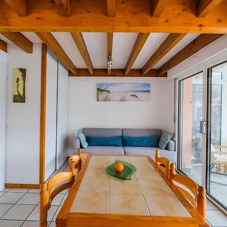Jolie Maison Avec Jardin Pour 4 Personnes