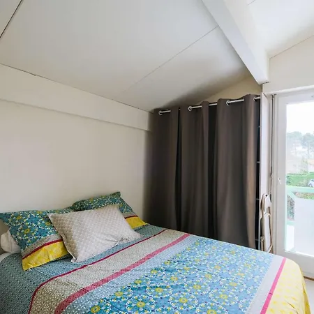 Jolie Maison Avec Jardin Pour 4 Personnes *