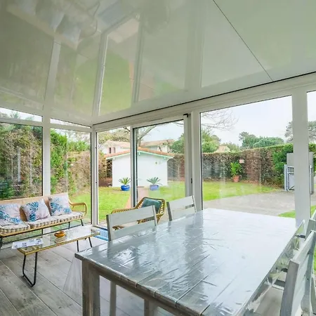 Jolie Maison Avec Jardin Pour 4 Personnes Apartment